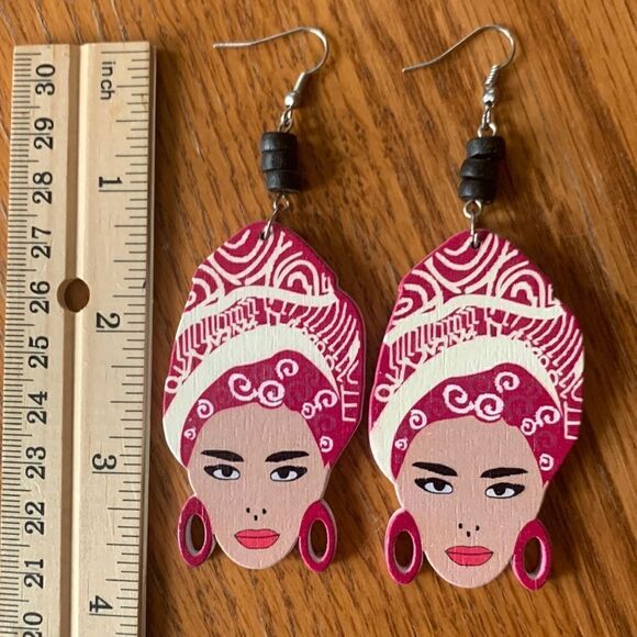 Pierced Earrings Exaggerated Fishhook Wood Lightweight Earrings Exotic Woman - Picture 6 of 6